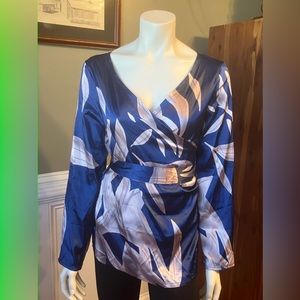 NWOT Navy Blue/Cream Wraparound Blouse